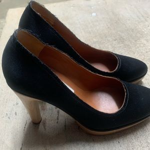 Lanvin black pumps